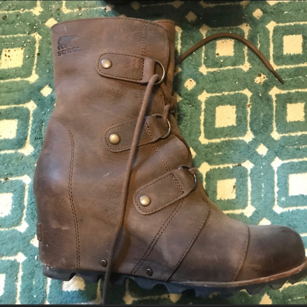 Lace up Sorel boots
